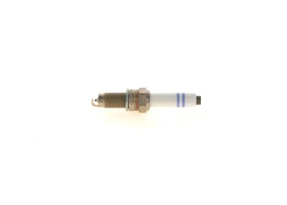 Bosch 0241135520 Ateşleme Bujisi Volkswagen Caddy Golf VII Skoda Uyumlu